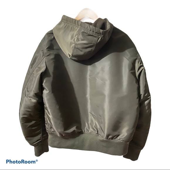 ‼️SOLD‼️ UNIQLO jacket - Picture 2 of 7